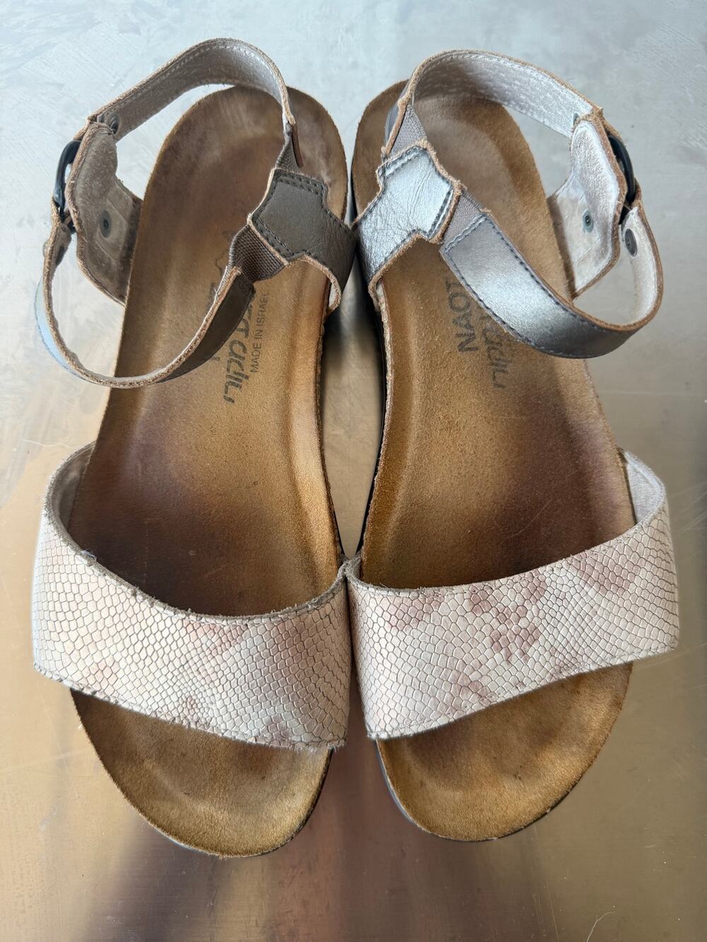 Naot Metallic Snake Print Leather Comfort Sandals Size EU 37/US 6.5-7